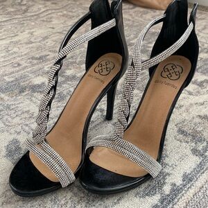 Black Daisy Fuentes heels